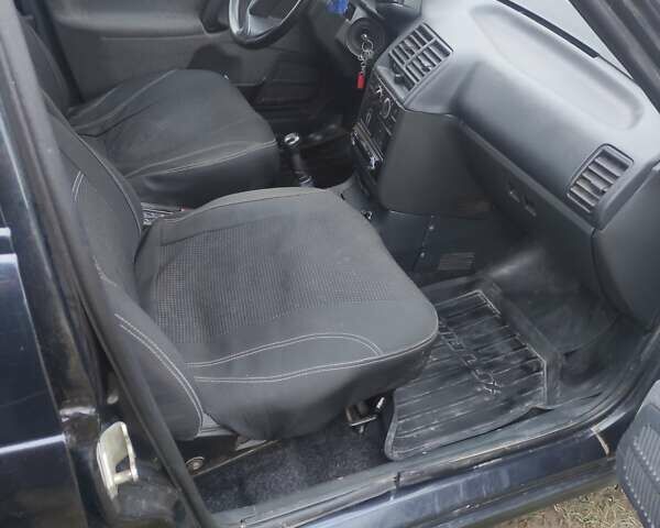 Черный ВАЗ 2110, объемом двигателя 1.6 л и пробегом 131 тыс. км за 1800 $, фото 6 на Automoto.ua