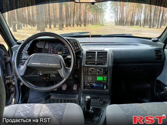 Чорний ВАЗ 2110, об'ємом двигуна 1.6 л та пробігом 225 тис. км за 2250 $, фото 11 на Automoto.ua