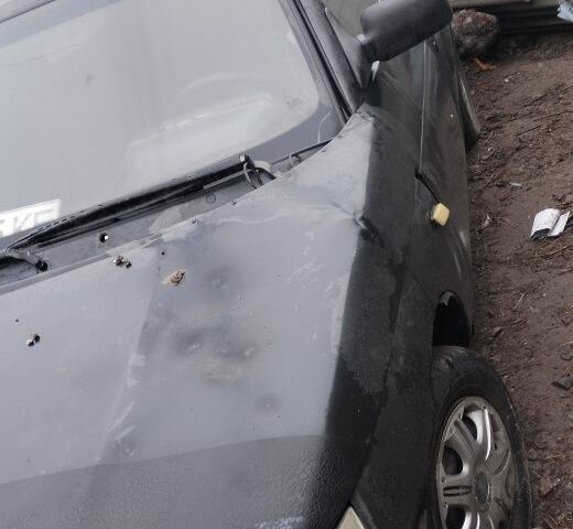 Черный ВАЗ 2110, объемом двигателя 1.5 л и пробегом 330 тыс. км за 355 $, фото 1 на Automoto.ua