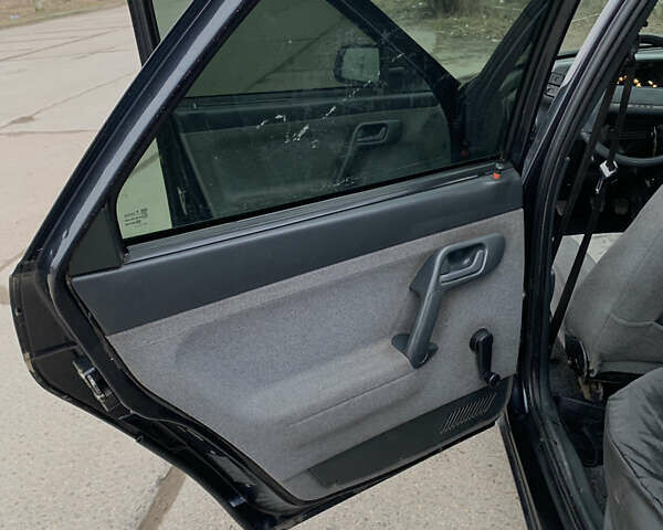 Чорний ВАЗ 2110, об'ємом двигуна 1.6 л та пробігом 153 тис. км за 2400 $, фото 15 на Automoto.ua