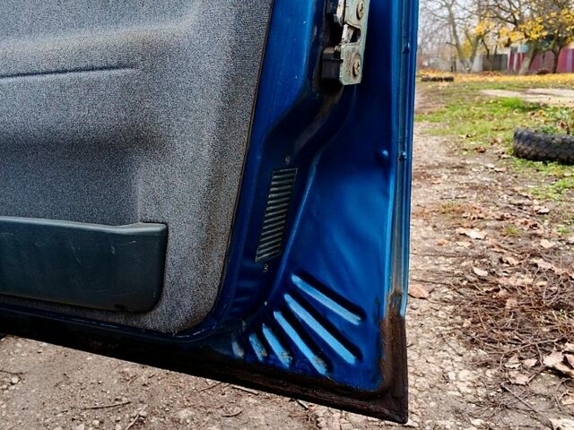 Черный ВАЗ 2110, объемом двигателя 1.6 л и пробегом 150 тыс. км за 2000 $, фото 10 на Automoto.ua