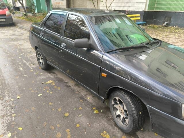 Черный ВАЗ 2110, объемом двигателя 0 л и пробегом 290 тыс. км за 1074 $, фото 2 на Automoto.ua