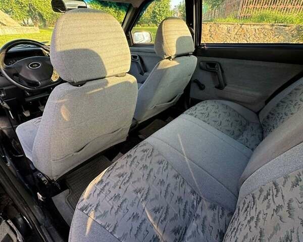 Чорний ВАЗ 2110, об'ємом двигуна 1.6 л та пробігом 200 тис. км за 2100 $, фото 4 на Automoto.ua