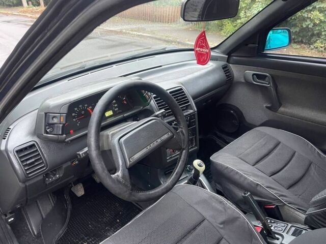 Чорний ВАЗ 2110, об'ємом двигуна 1.6 л та пробігом 165 тис. км за 1550 $, фото 5 на Automoto.ua