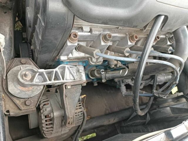 Черный ВАЗ 2110, объемом двигателя 1.6 л и пробегом 211 тыс. км за 2400 $, фото 15 на Automoto.ua