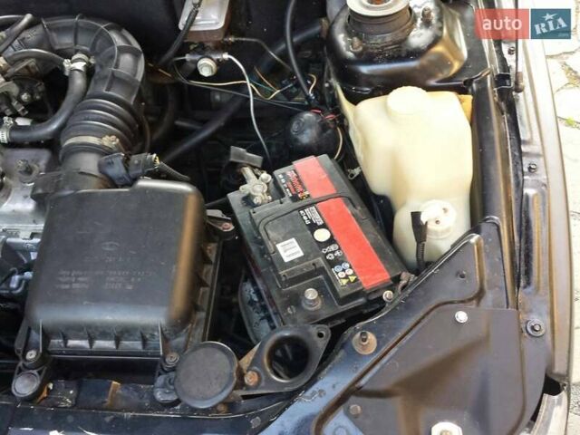 Чорний ВАЗ 2110, об'ємом двигуна 1.6 л та пробігом 230 тис. км за 1350 $, фото 5 на Automoto.ua