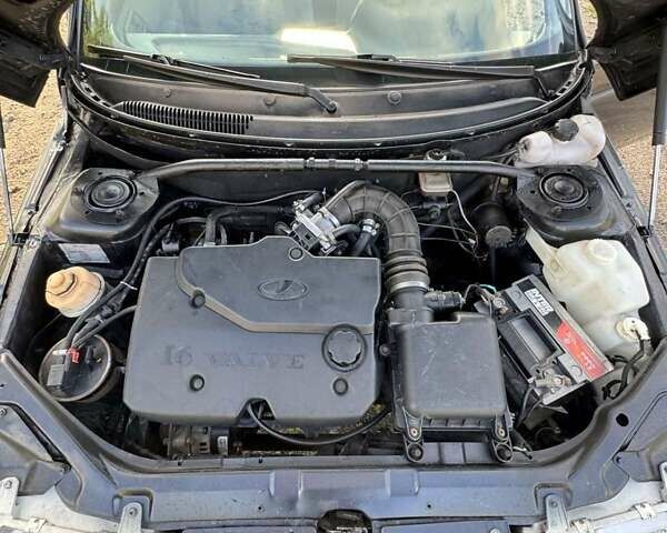 Чорний ВАЗ 2110, об'ємом двигуна 1.6 л та пробігом 200 тис. км за 2100 $, фото 3 на Automoto.ua