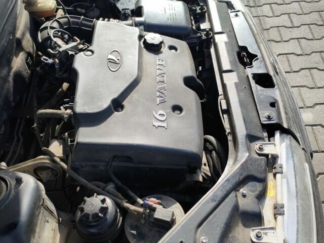 Чорний ВАЗ 2110, об'ємом двигуна 1.6 л та пробігом 200 тис. км за 2100 $, фото 4 на Automoto.ua