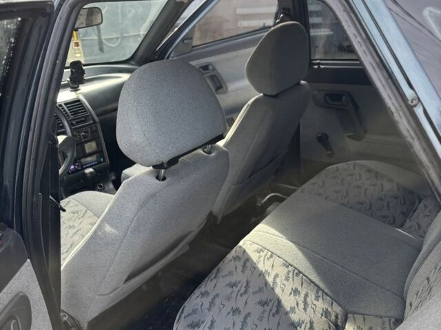 Черный ВАЗ 2110, объемом двигателя 1.6 л и пробегом 80 тыс. км за 2300 $, фото 7 на Automoto.ua