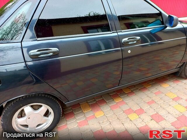 Черный ВАЗ 2110, объемом двигателя 1.6 л и пробегом 200 тыс. км за 2500 $, фото 3 на Automoto.ua