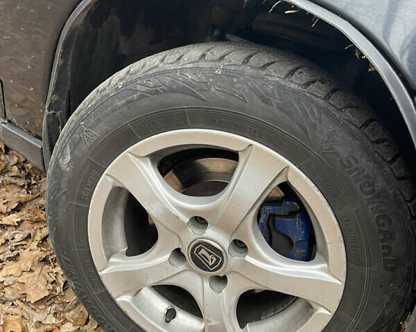 Черный ВАЗ 2110, объемом двигателя 1.6 л и пробегом 240 тыс. км за 1600 $, фото 2 на Automoto.ua