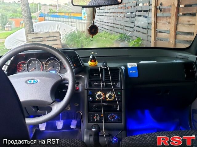 Черный ВАЗ 2110, объемом двигателя 1.6 л и пробегом 300 тыс. км за 1750 $, фото 10 на Automoto.ua