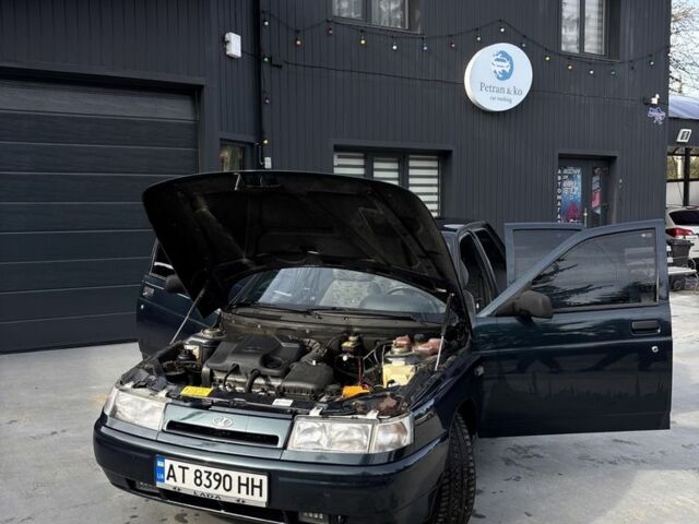 Черный ВАЗ 2110, объемом двигателя 1.6 л и пробегом 80 тыс. км за 2300 $, фото 2 на Automoto.ua