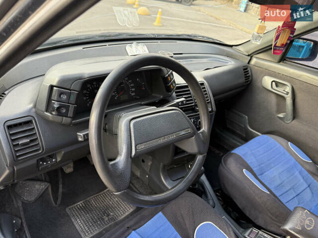 Чорний ВАЗ 2110, об'ємом двигуна 1.6 л та пробігом 134 тис. км за 1450 $, фото 13 на Automoto.ua