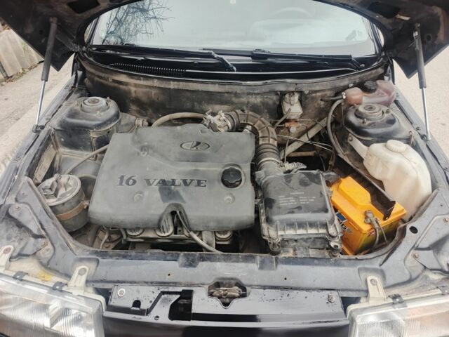 Черный ВАЗ 2110, объемом двигателя 1 л и пробегом 175 тыс. км за 1500 $, фото 8 на Automoto.ua