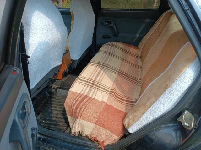 Черный ВАЗ 2110, объемом двигателя 1.6 л и пробегом 211 тыс. км за 2400 $, фото 10 на Automoto.ua