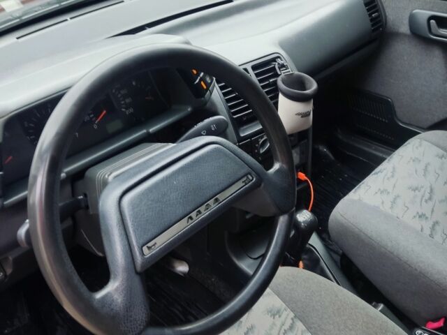 Черный ВАЗ 2110, объемом двигателя 1.6 л и пробегом 160 тыс. км за 1999 $, фото 13 на Automoto.ua