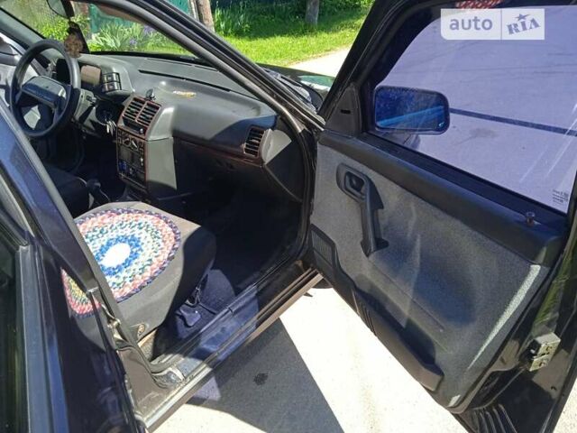 Черный ВАЗ 2110, объемом двигателя 1.6 л и пробегом 190 тыс. км за 3500 $, фото 8 на Automoto.ua