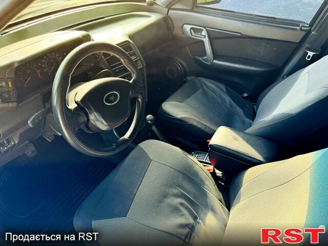 Чорний ВАЗ 2110, об'ємом двигуна 1.6 л та пробігом 195 тис. км за 1350 $, фото 8 на Automoto.ua