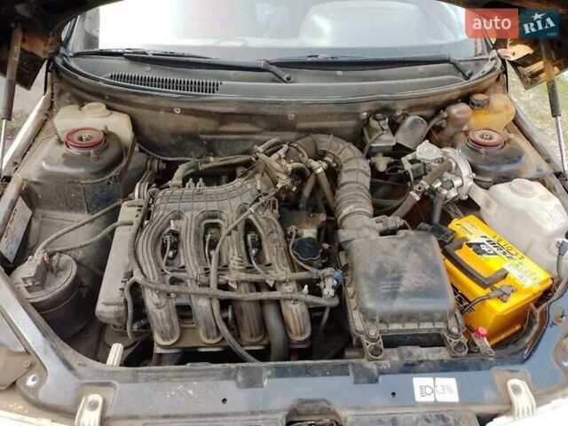 Чорний ВАЗ 2110, об'ємом двигуна 1.6 л та пробігом 93 тис. км за 2282 $, фото 8 на Automoto.ua