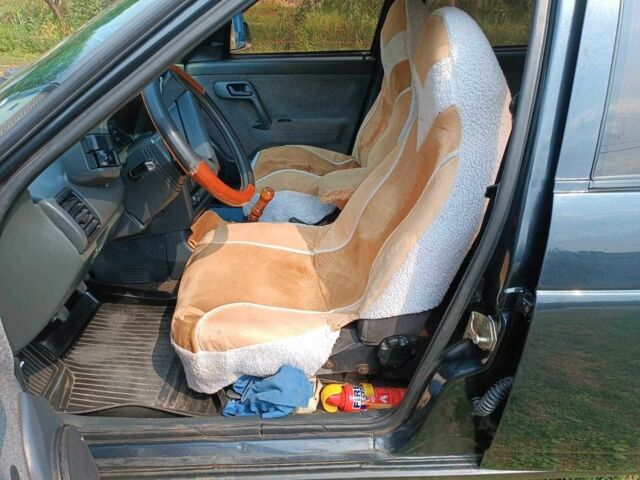 Черный ВАЗ 2110, объемом двигателя 1.6 л и пробегом 211 тыс. км за 2400 $, фото 9 на Automoto.ua