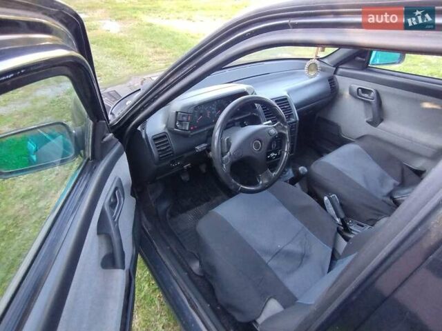Чорний ВАЗ 2110, об'ємом двигуна 1.6 л та пробігом 240 тис. км за 1350 $, фото 5 на Automoto.ua