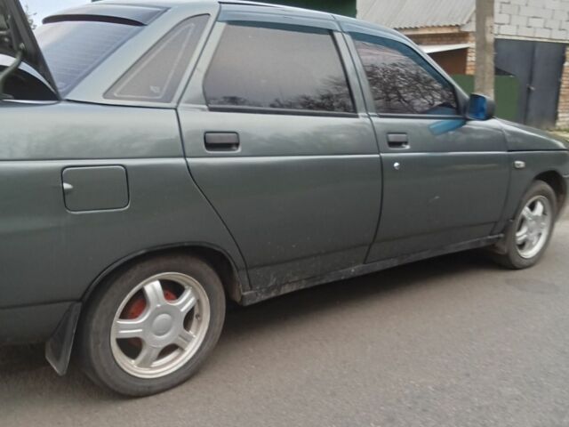 Черный ВАЗ 2110, объемом двигателя 1.6 л и пробегом 260 тыс. км за 1750 $, фото 2 на Automoto.ua