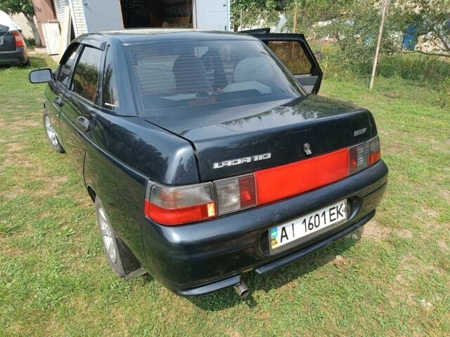 Черный ВАЗ 2110, объемом двигателя 1.6 л и пробегом 211 тыс. км за 2400 $, фото 1 на Automoto.ua