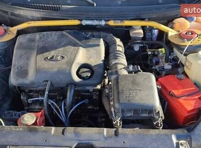 Черный ВАЗ 2110, объемом двигателя 1.6 л и пробегом 178 тыс. км за 1700 $, фото 6 на Automoto.ua