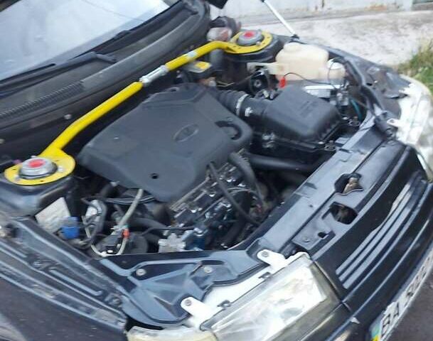 Черный ВАЗ 2110, объемом двигателя 0 л и пробегом 157 тыс. км за 2100 $, фото 1 на Automoto.ua