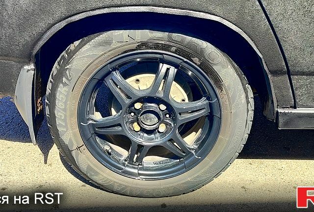 Чорний ВАЗ 2110, об'ємом двигуна 1.6 л та пробігом 396 тис. км за 1900 $, фото 4 на Automoto.ua