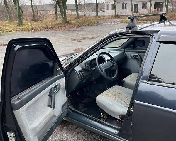 Черный ВАЗ 2110, объемом двигателя 1.6 л и пробегом 173 тыс. км за 1850 $, фото 6 на Automoto.ua
