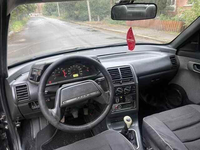 Чорний ВАЗ 2110, об'ємом двигуна 1.6 л та пробігом 165 тис. км за 1550 $, фото 6 на Automoto.ua