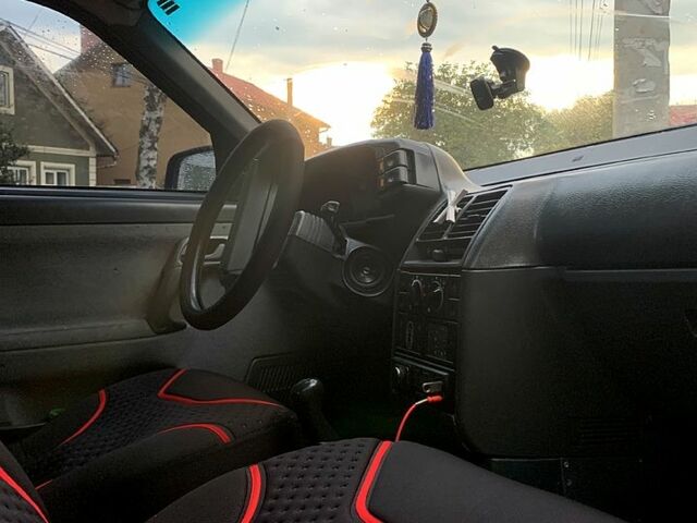 Чорний ВАЗ 2110, об'ємом двигуна 1.6 л та пробігом 200 тис. км за 1700 $, фото 3 на Automoto.ua