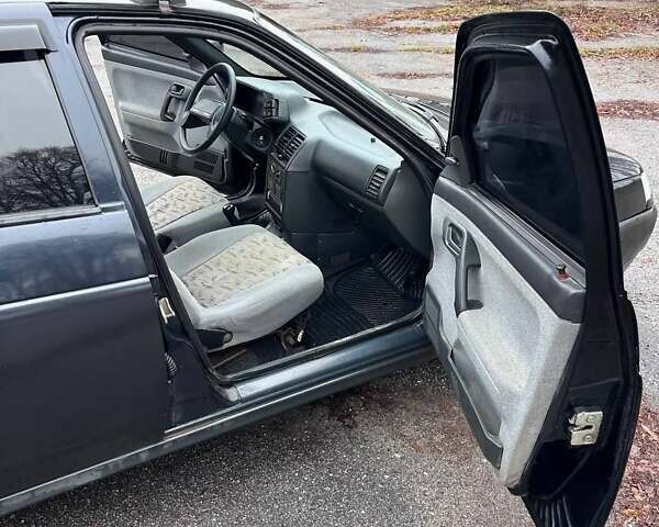 Черный ВАЗ 2110, объемом двигателя 1.6 л и пробегом 173 тыс. км за 1850 $, фото 12 на Automoto.ua