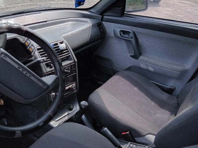 Чорний ВАЗ 2110, об'ємом двигуна 1.6 л та пробігом 140 тис. км за 1950 $, фото 3 на Automoto.ua