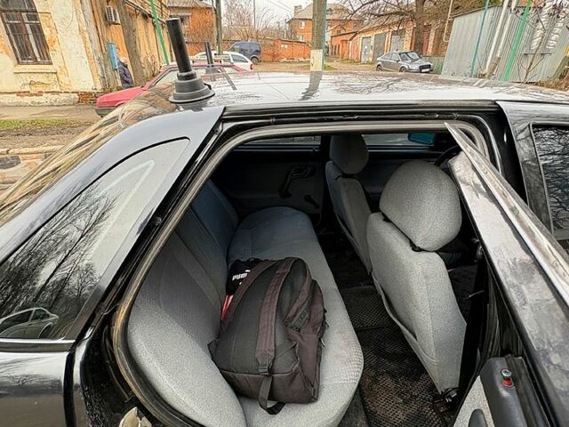 Черный ВАЗ 2110, объемом двигателя 1.6 л и пробегом 200 тыс. км за 2400 $, фото 9 на Automoto.ua