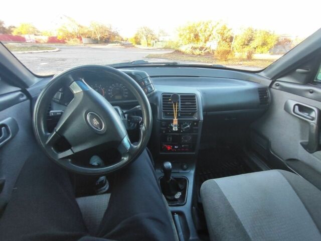 Черный ВАЗ 2110, объемом двигателя 1.6 л и пробегом 195 тыс. км за 1950 $, фото 9 на Automoto.ua