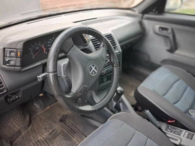 Чорний ВАЗ 2110, об'ємом двигуна 1.6 л та пробігом 248 тис. км за 1000 $, фото 8 на Automoto.ua