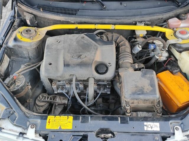 Черный ВАЗ 2110, объемом двигателя 1.6 л и пробегом 195 тыс. км за 1950 $, фото 8 на Automoto.ua