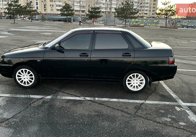 Чорний ВАЗ 2110, об'ємом двигуна 1.6 л та пробігом 160 тис. км за 3500 $, фото 3 на Automoto.ua