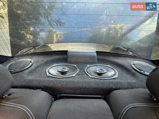 Чорний ВАЗ 2110, об'ємом двигуна 1.6 л та пробігом 153 тис. км за 2500 $, фото 11 на Automoto.ua