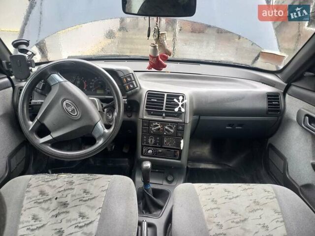 Чорний ВАЗ 2110, об'ємом двигуна 1.6 л та пробігом 204 тис. км за 1850 $, фото 10 на Automoto.ua