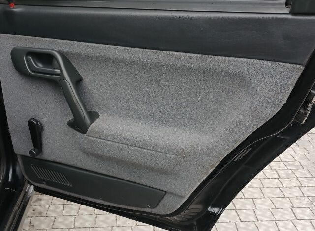 Чорний ВАЗ 2110, об'ємом двигуна 1.6 л та пробігом 150 тис. км за 1350 $, фото 17 на Automoto.ua