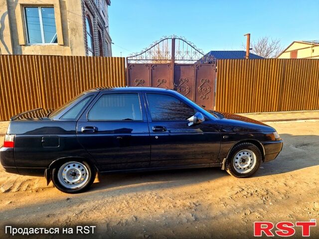 Черный ВАЗ 2110, объемом двигателя 1.6 л и пробегом 190 тыс. км за 2300 $, фото 4 на Automoto.ua