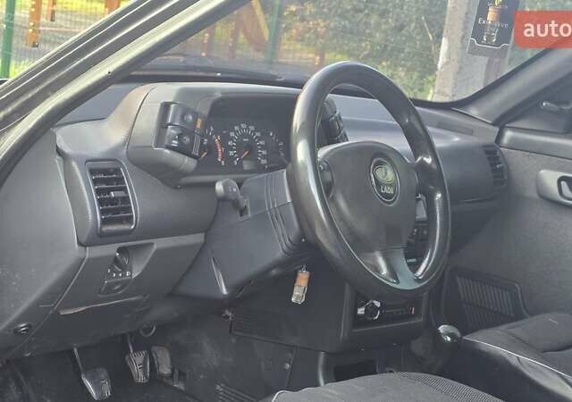 Чорний ВАЗ 2110, об'ємом двигуна 1.6 л та пробігом 348 тис. км за 2000 $, фото 14 на Automoto.ua