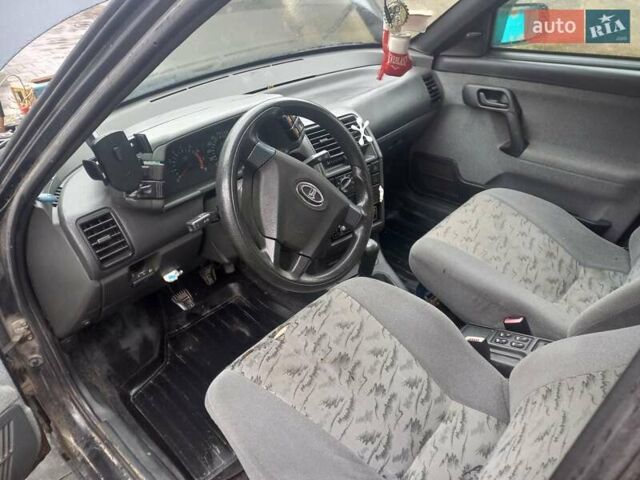 Чорний ВАЗ 2110, об'ємом двигуна 1.6 л та пробігом 204 тис. км за 1850 $, фото 3 на Automoto.ua