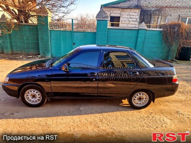 Черный ВАЗ 2110, объемом двигателя 1.6 л и пробегом 190 тыс. км за 2300 $, фото 6 на Automoto.ua