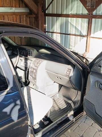 Чорний ВАЗ 2110, об'ємом двигуна 1.6 л та пробігом 187 тис. км за 1500 $, фото 3 на Automoto.ua