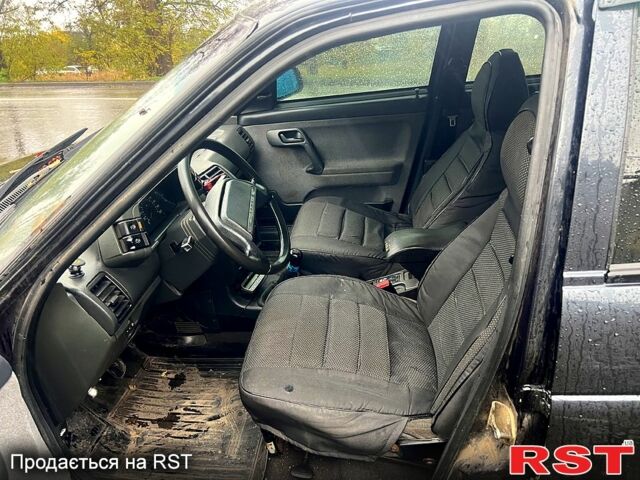 ВАЗ 2110 2007 у Славянске на Automoto.ua Чорний ВАЗ 2110, об'ємом двигуна 1.6 л та пробігом 245 тис. км за 2200 $, фото 3 на Automoto.ua